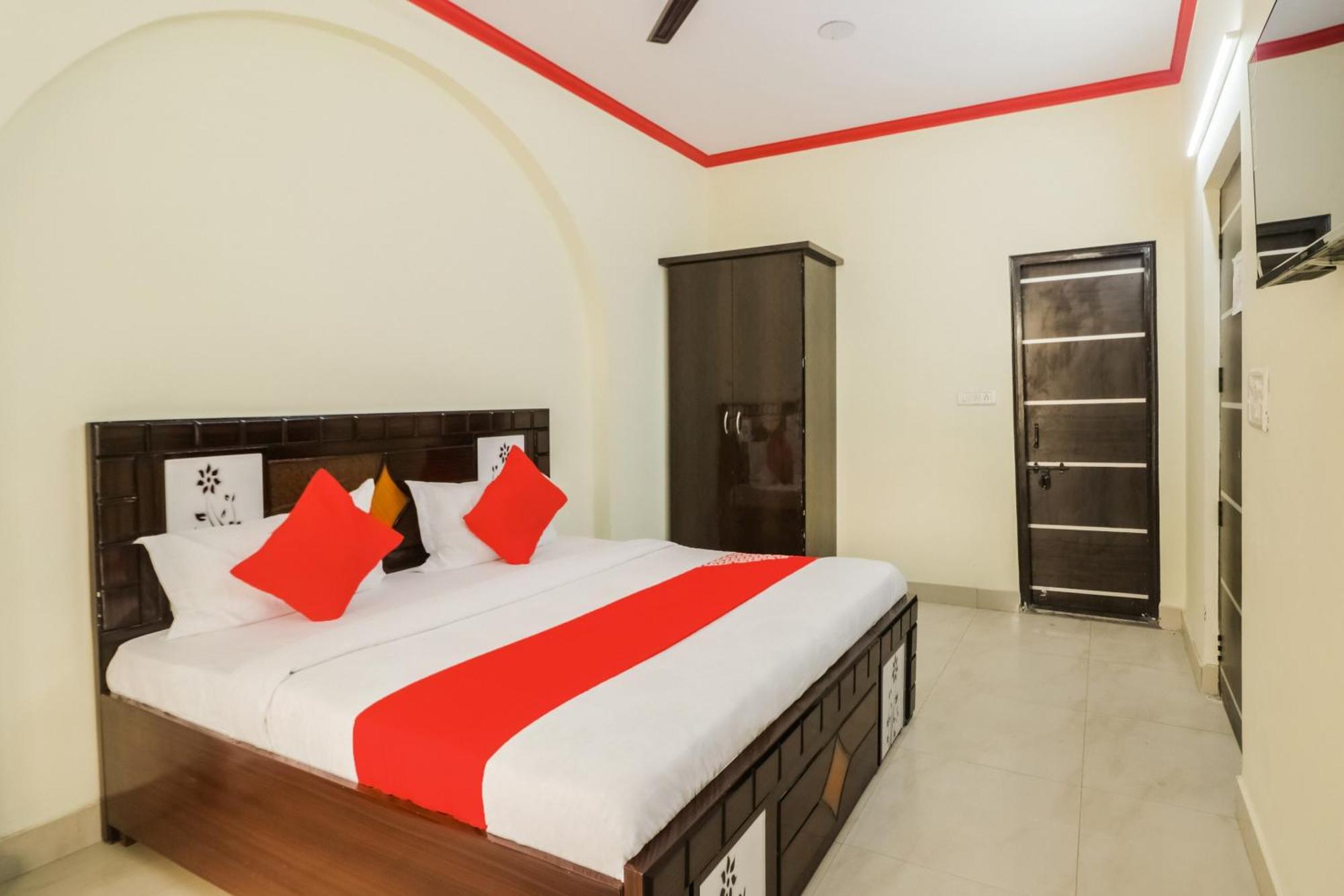 Hotel Golden Bridge Neu-Delhi Exterior foto